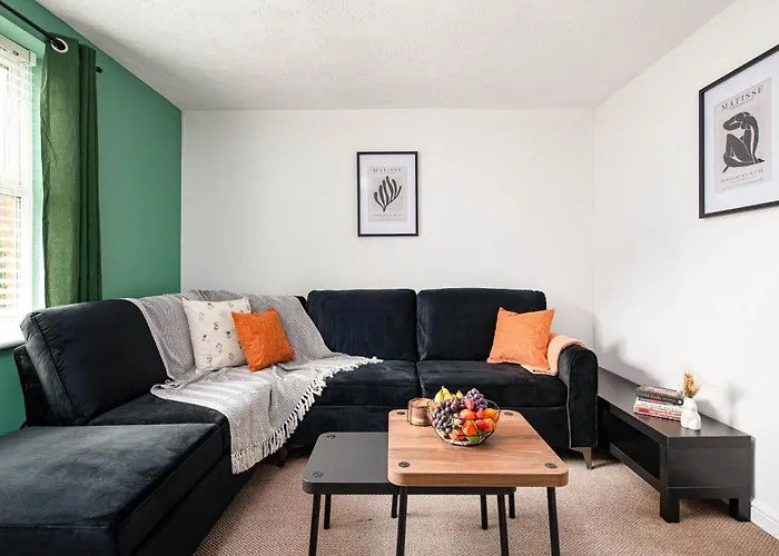 Apartment New Comfy 2bed-2bath-flat-parking-by Fabaccommodation *